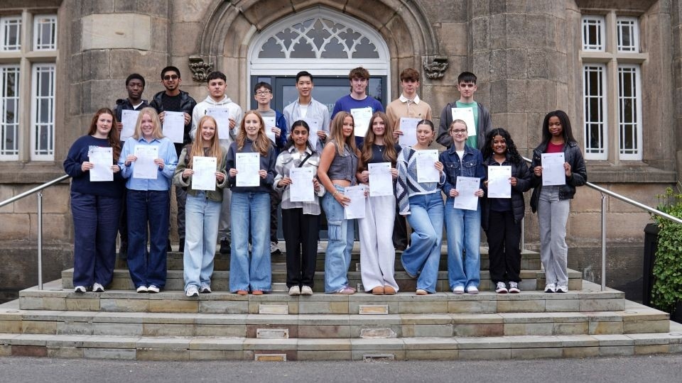 A total of 35% of all GCSE grades across all subjects were awarded at the very top 9-7 grades A total of 35% of all GCSE grades across all subjects were awarded at the very top 9-7 grades