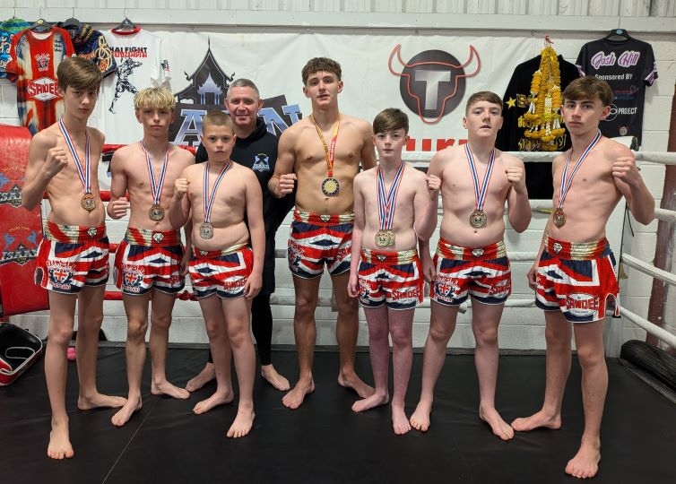 Isaan Muay Thai medal winners