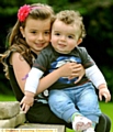 TV debut: Elvis O’Connor with sister Alana, will appear in ITV drama “Mrs Biggs” 
