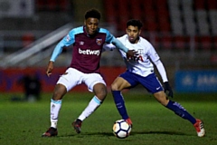 Oladapo Afolayan while playing for West Ham United