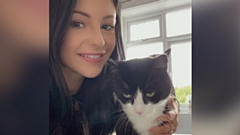 Jasmine Dickinson with Katie the cat