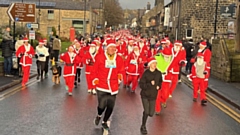 A scene from the 2022 Santa Dash. Image courtesy of Charles Brierley